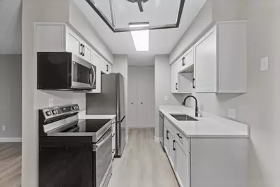 7414 W 22nd Street #114, Saint Louis Park, MN 55426 - Photo 2