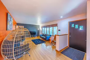 239 Byrondale Ave, Wayzata, MN 55391 - Photo 6