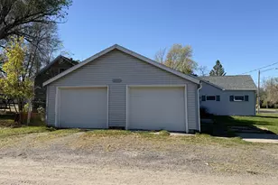 1601 2nd Ave E, International Falls, MN 56649 - Photo 26