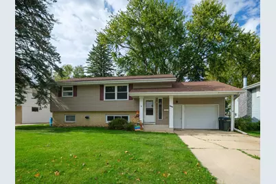 605 5th Avenue SE, Stewartville, MN 55976 - Photo 1