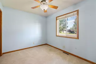 217 11th Ave Ct NE, Waseca, MN 56093 - Photo 28