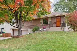 2900 Sumter Ave N, New Hope, MN 55427 - Photo 2