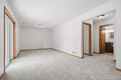 5452 Helena Road N, Oakdale, MN 55128 - Photo 20