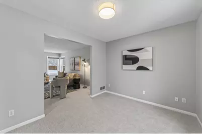 20482 Idaho Avenue, Lakeville, MN 55044 - Photo 4