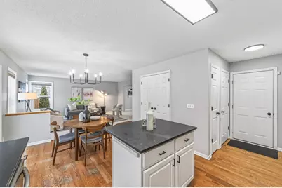 20482 Idaho Avenue, Lakeville, MN 55044 - Photo 10