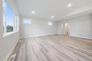 1335 Orchid Wy, New Richmond, WI 54017 - Photo 16