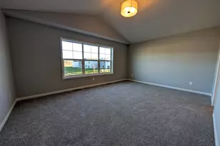 10442 Goodview Ave S, Cottage Grove, MN 55016 - Photo 12