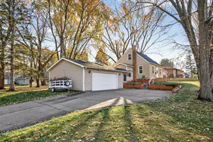 4552 Brunswick Ave N, Crystal, MN 55422 - Photo 2