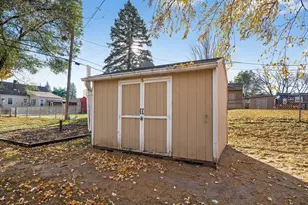 4552 Brunswick Ave N, Crystal, MN 55422 - Photo 30