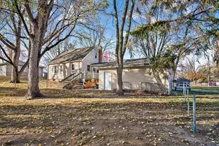 4552 Brunswick Ave N, Crystal, MN 55422 - Photo 28