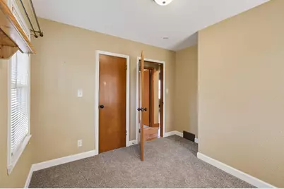 4552 Brunswick Avenue N, Crystal, MN 55422 - Photo 22