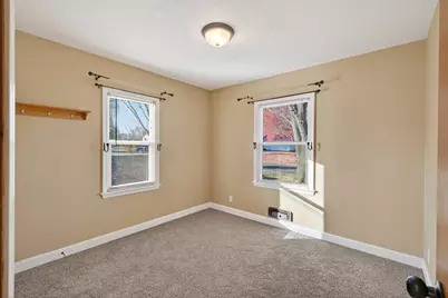 4552 Brunswick Avenue N, Crystal, MN 55422 - Photo 18