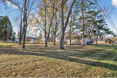 4552 Brunswick Avenue N, Crystal, MN 55422 - Photo 26