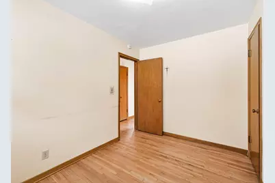 1139 Hubbard Avenue, Saint Paul, MN 55104 - Photo 14