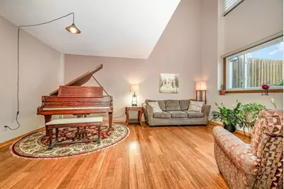 1005 W 104th Street, Bloomington, MN 55431 - Photo 8