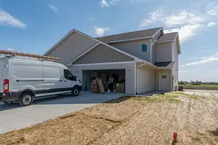 3201 Noble Dr, Mankato, MN 56001 - Photo 1