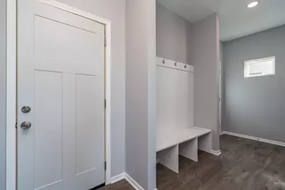 3201 Noble Drive, Mankato, MN 56001 - Photo 2