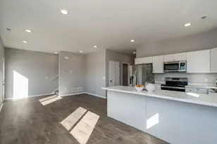 3203 Noble Dr, Mankato, MN 56001 - Photo 10