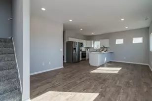 3203 Noble Dr, Mankato, MN 56001 - Photo 14