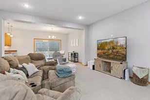 303 Oak St, Prescott, WI 54021 - Photo 12