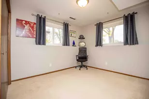 21 Birch Ln S, Fargo,  58103 - Photo 34