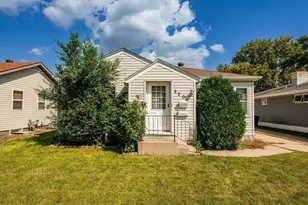 420 17th St N, Moorhead, MN 56560 - Photo 1