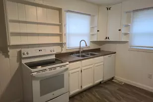 414 5th St S, Moorhead, MN 56560 - Photo 2