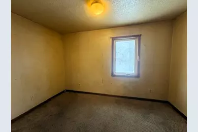 623 E Adams Avenue, Mahnomen, MN 56557 - Photo 18