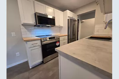 2005 E 122nd Street #A23, Burnsville, MN 55337 - Photo 4