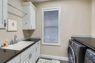 5676 Garden Dr, Woodbury, MN 55129 - Photo 34