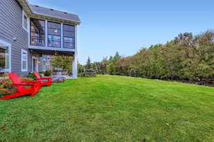 5676 Garden Dr, Woodbury, MN 55129 - Photo 36