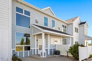 4394 46th Ave S, Fargo, ND 58104 - Photo 2