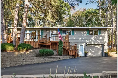 722 10th Street N, North Hudson, WI 54016 - Photo 1