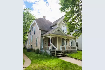207 E Sanborn Street, Winona, MN 55987 - Photo 1