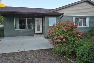 705 1st St N, Waterville, MN 56096 - Photo 2