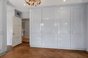 2308 W Lake of the Isles Pkwy, Minneapolis, MN 55405 - Photo 30