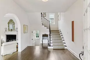 2308 W Lake of the Isles Pkwy, Minneapolis, MN 55405 - Photo 6