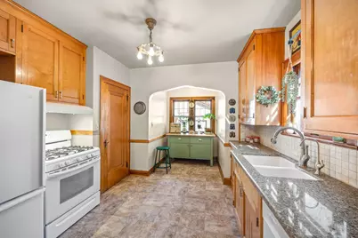 733 Sherwood Avenue, Saint Paul, MN 55106 - Photo 6