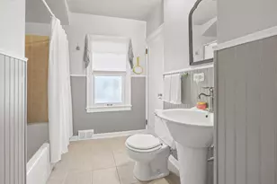 733 Sherwood Ave, Saint Paul, MN 55106 - Photo 10