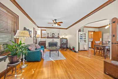 733 Sherwood Avenue, Saint Paul, MN 55106 - Photo 2