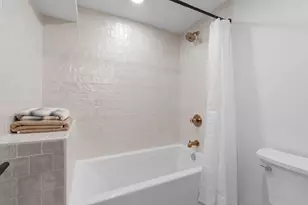 2040 Edgcumbe Rd, Saint Paul, MN 55116 - Photo 50