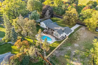 2040 Edgcumbe Road, Saint Paul, MN 55116 - Photo 6