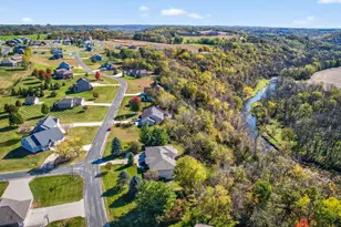 907 River Bluff Rd SE, Mazeppa, MN 55956 - Photo 68