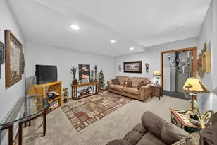 907 River Bluff Rd SE, Mazeppa, MN 55956 - Photo 42