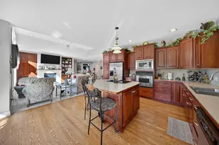 907 River Bluff Rd SE, Mazeppa, MN 55956 - Photo 12