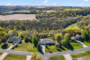 907 River Bluff Rd SE, Mazeppa, MN 55956 - Photo 66