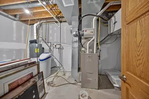 907 River Bluff Rd SE, Mazeppa, MN 55956 - Photo 44