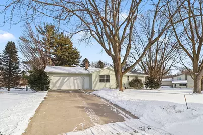 211 Meadow Lane, New Prague, MN 56071 - Photo 1