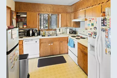 9020 Blaisdell Avenue S, Bloomington, MN 55420 - Photo 36