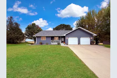 1402 William Avenue, Montevideo, MN 56265 - Photo 2